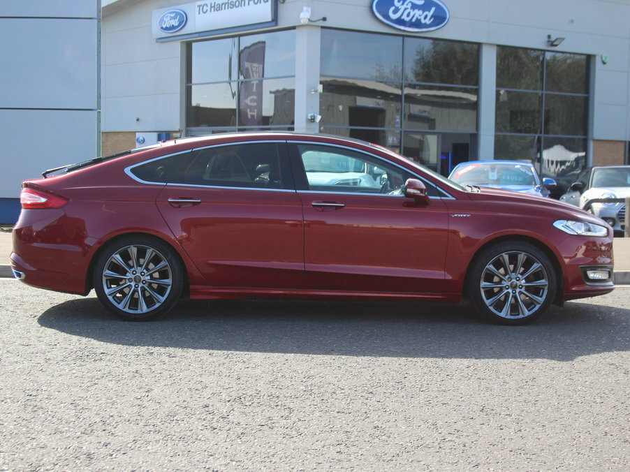 Ford Mondeo Tdci Titanium Hatchback Blue #5