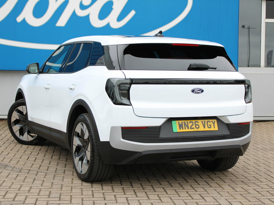 Ford Explorer 250Kw Premium 79Kwh Awd White #5