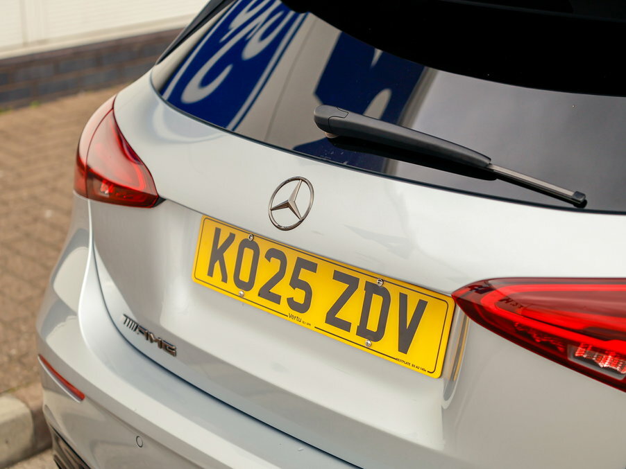 Mercedes-Benz A Class A200 Amg Line Premium Plus 2025 Blue #8