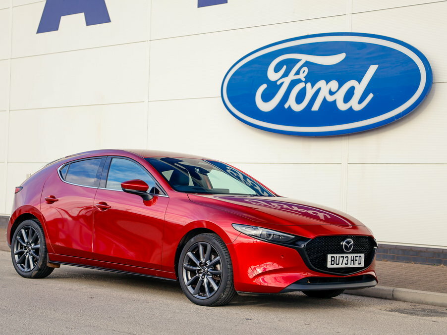 Mazda 3 2.0 E-skyactiv G Mhev Takumi Red