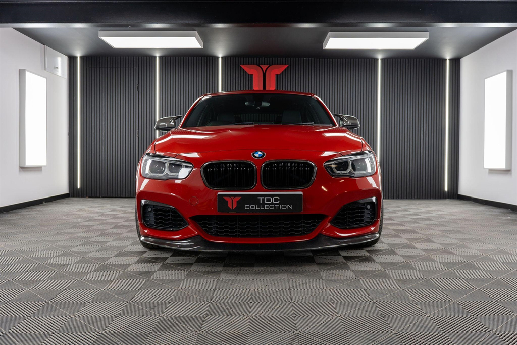 BMW 1 Series Hatchback Red #6