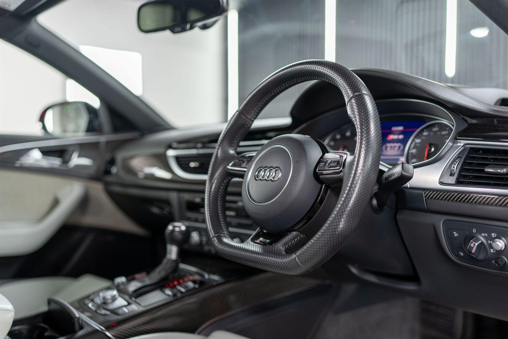 Audi RS6 Avant Tfsi V8 Performance Black #3