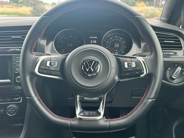 Volkswagen Golf 2L R Blue #32