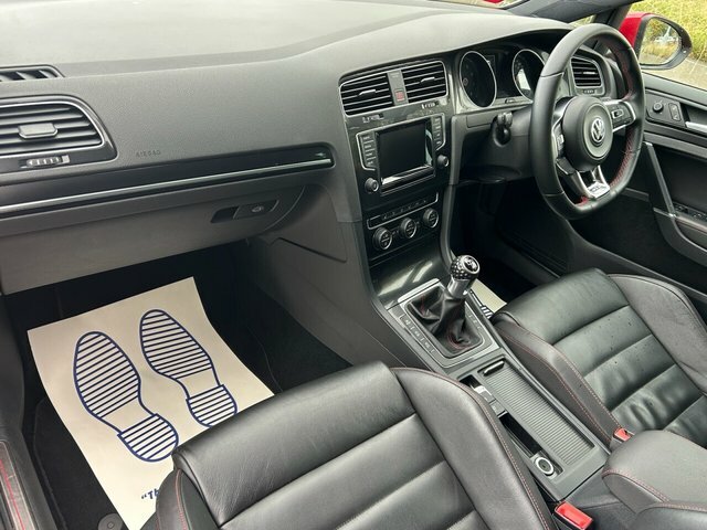Volkswagen Golf 2L R Blue #26