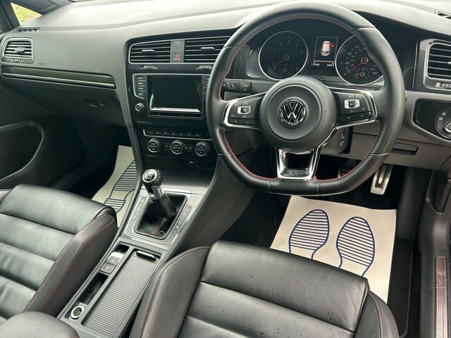 Volkswagen Golf 2L R Blue #24