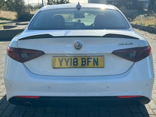 Alfa Romeo Giulia 2.2 Td Speciale Euro 6 Ss Grey #14