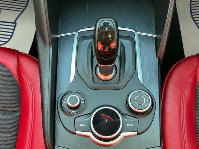 Alfa Romeo Giulia 2.2 Td Speciale Euro 6 Ss Grey #25