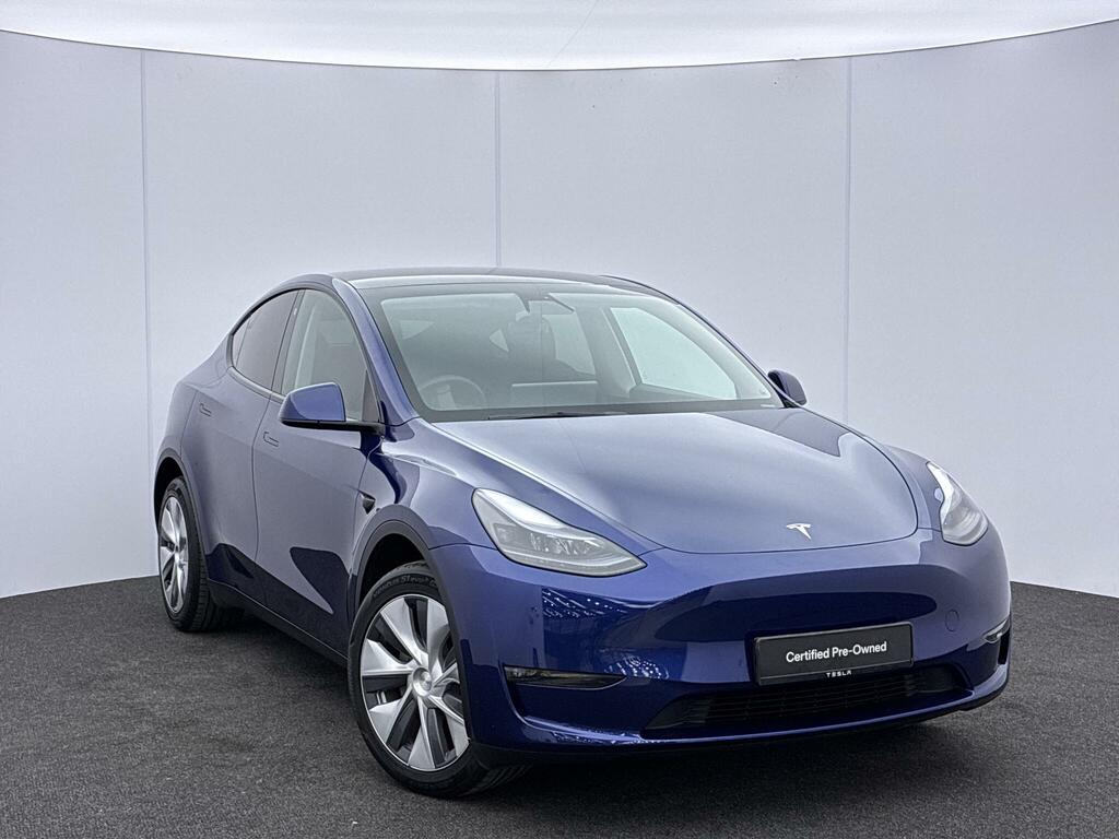 Tesla Model Y Long Range Blue