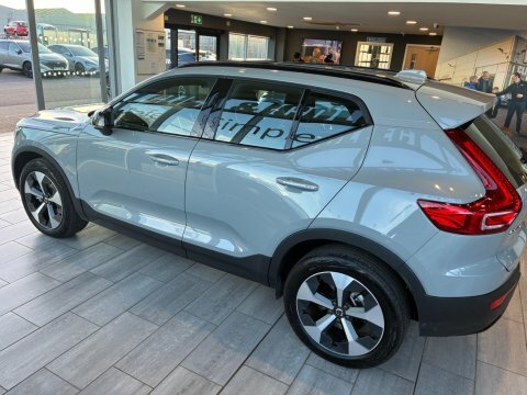 Volvo XC40 2.0 B4 Mhev  #4