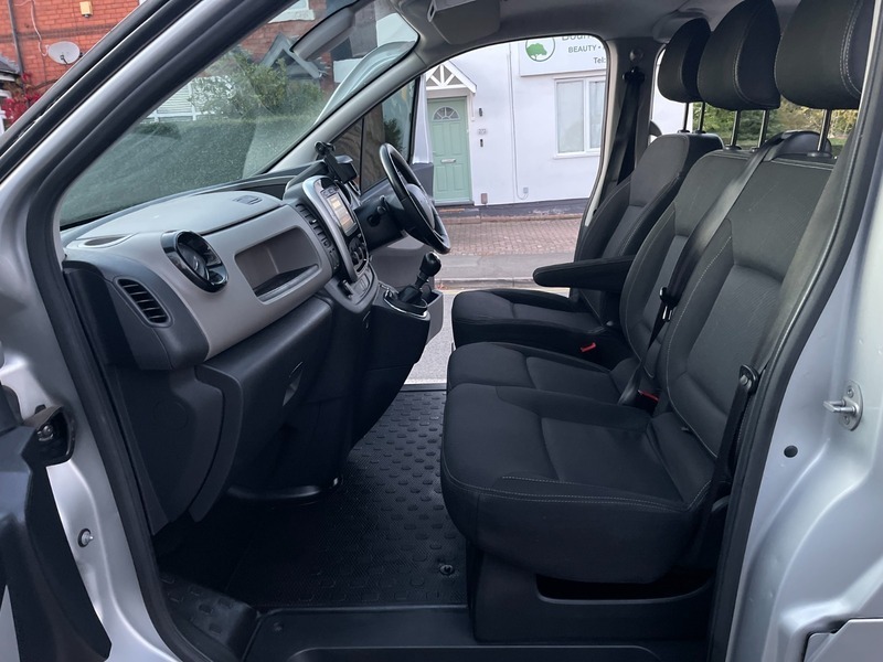 Renault Trafic 1.6 Dci Energy 29 White #28