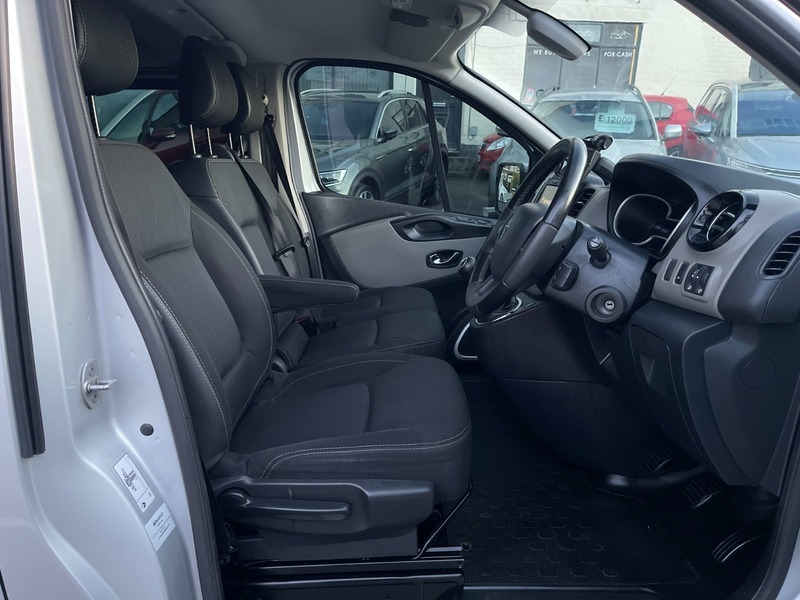 Renault Trafic 1.6 Dci Energy 29 White #20