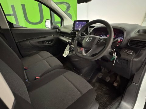Vauxhall Combo 2023 23 1.5 White #2
