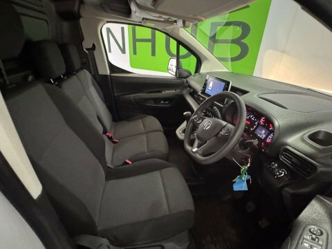 Vauxhall Combo Panel Van 1.5 Turbo D 2300 Dynamic L2 H1 Euro 6 White #12
