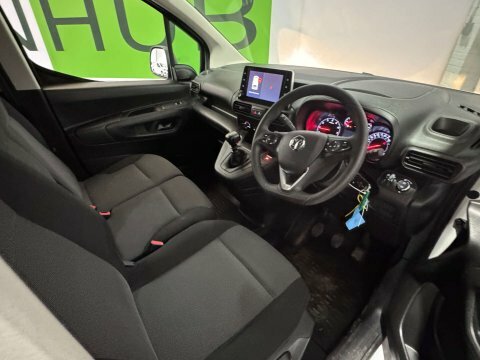 Vauxhall Combo Panel Van 1.5 Turbo D 2300 Dynamic L2 H1 Euro 6 White #11