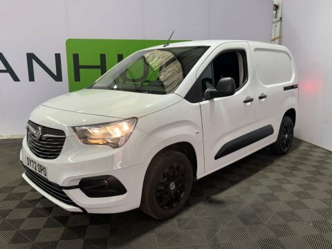 Vauxhall Combo 2022 72 1.5 White #3