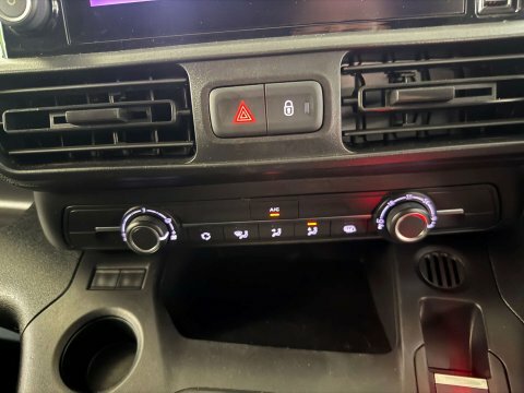 Vauxhall Combo Panel Van 1.5 Turbo D 2300 Dynamic L2 H1 Euro 6 White #20