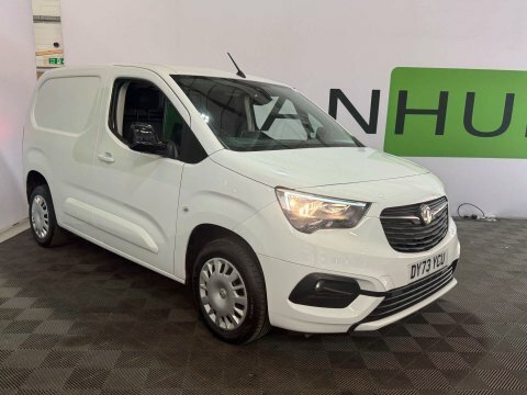 Vauxhall Combo 2023 73 1.5 White