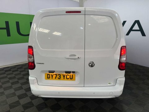 Vauxhall Combo 2023 73 1.5 White #5