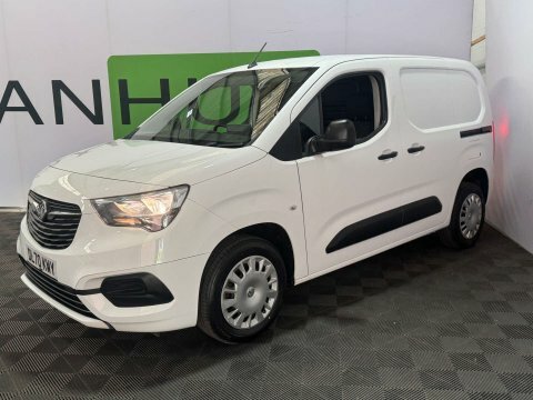 Vauxhall Combo 2020 70 1.5 White #3