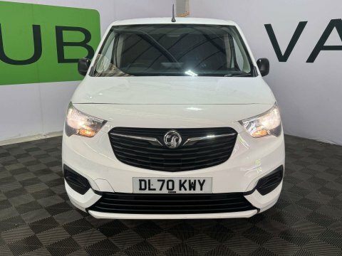 Vauxhall Combo 2020 70 1.5 White #2