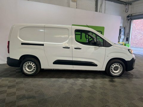 Vauxhall Combo L1 2300 1.5 Turbo D 100Ps Prime Van 3 Seats Blue #7