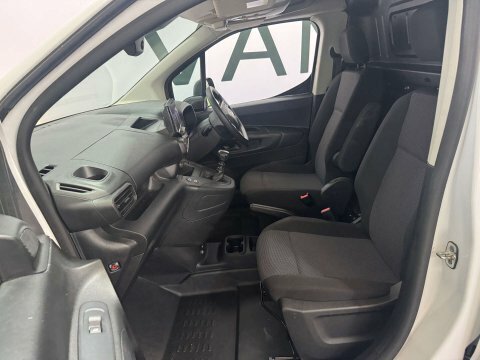 Vauxhall Combo L1 2300 1.5 Turbo D 100Ps Prime Van 3 Seats Blue #18