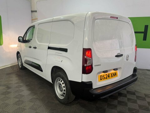 Vauxhall Combo 2024 24 1.5 White #5