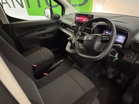 Vauxhall Combo 2024 24 1.5 White