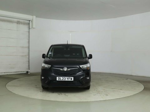 Vauxhall Combo 2023 23 1.5 Black #2