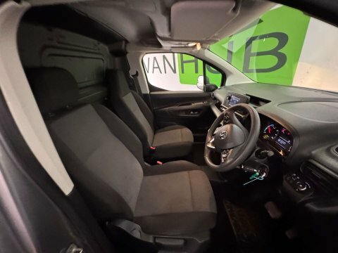 Vauxhall Combo Panel Van 1.5 Turbo D 2300 Dynamic L2 H1 Euro 6 White #10