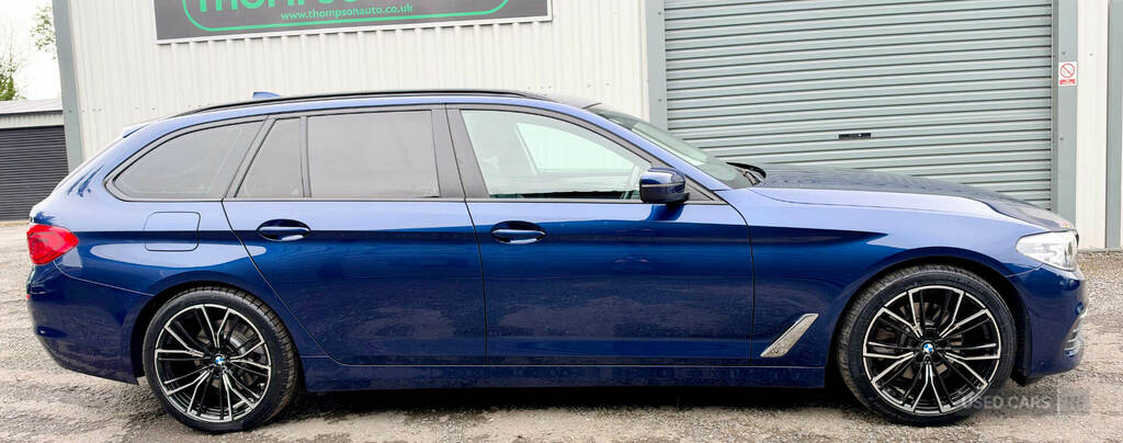 BMW 5 Series 520D Se Blue #2