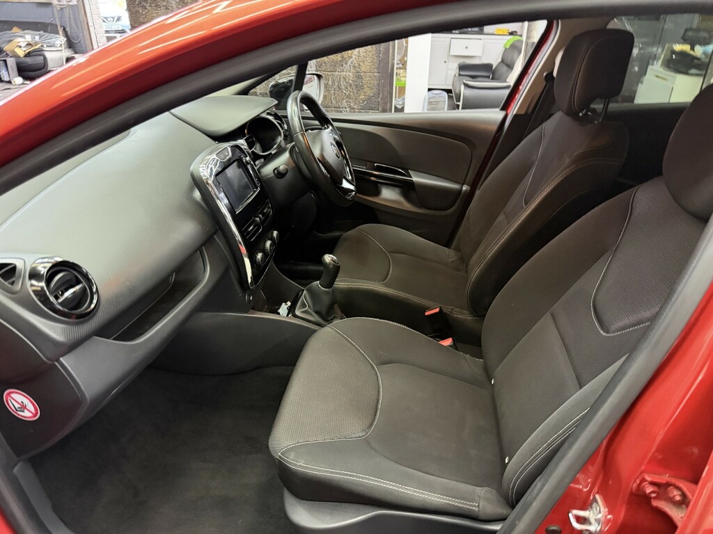 Renault Clio Hatchback 1.2 16V Dynamique Medianav 201363 Red #6