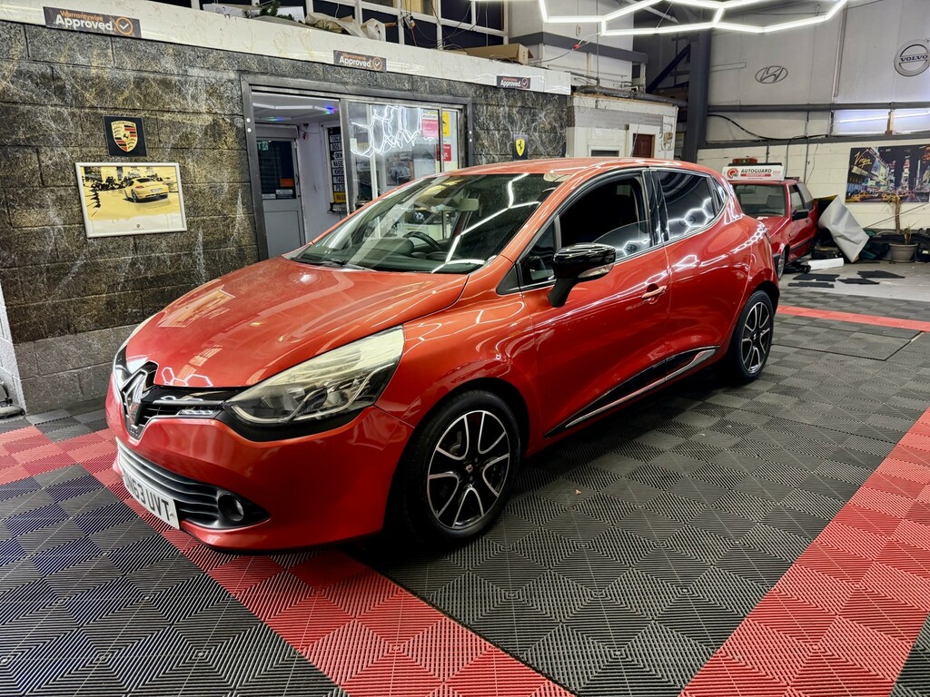 Renault Clio Hatchback 1.2 16V Dynamique Medianav 201363 Red #5
