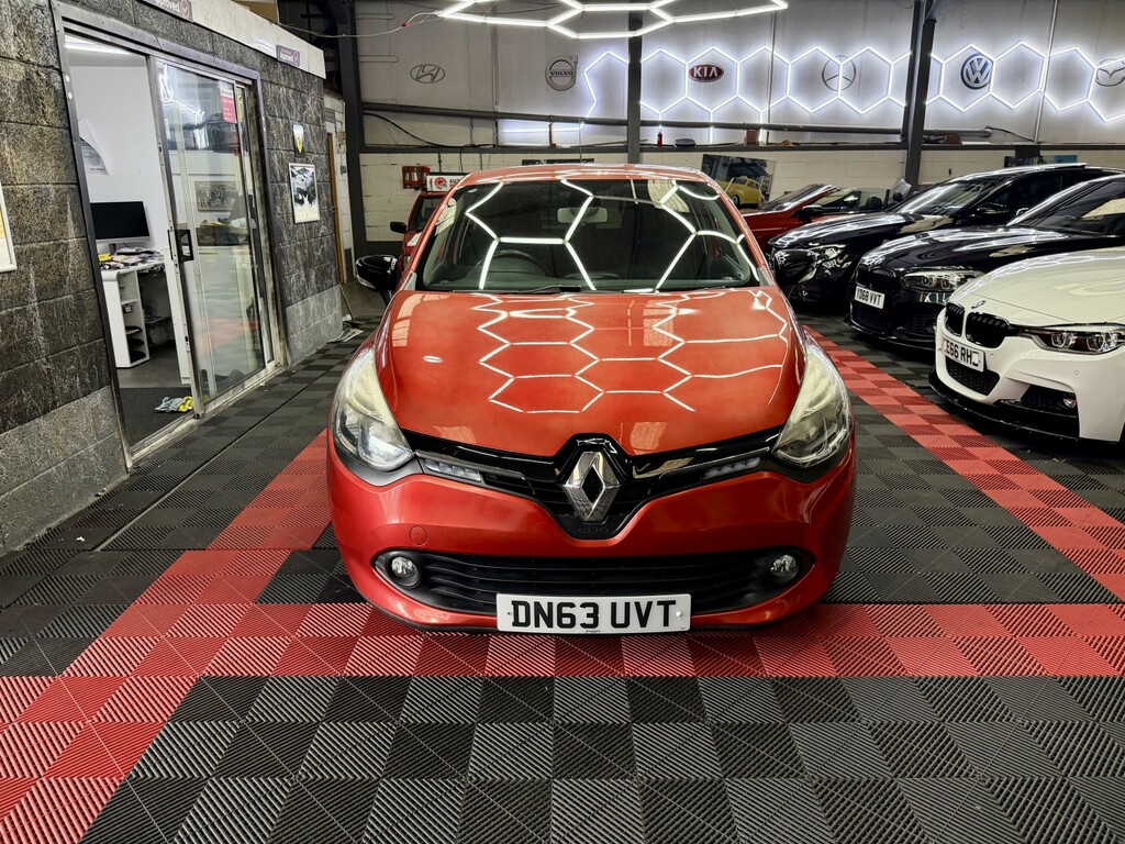 Renault Clio Hatchback 1.2 16V Dynamique Medianav 201363 Red #3