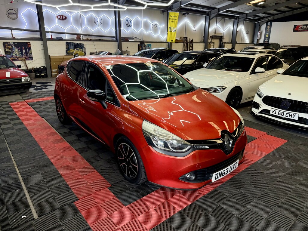Renault Clio Hatchback 1.2 16V Dynamique Medianav 201363 Red #4