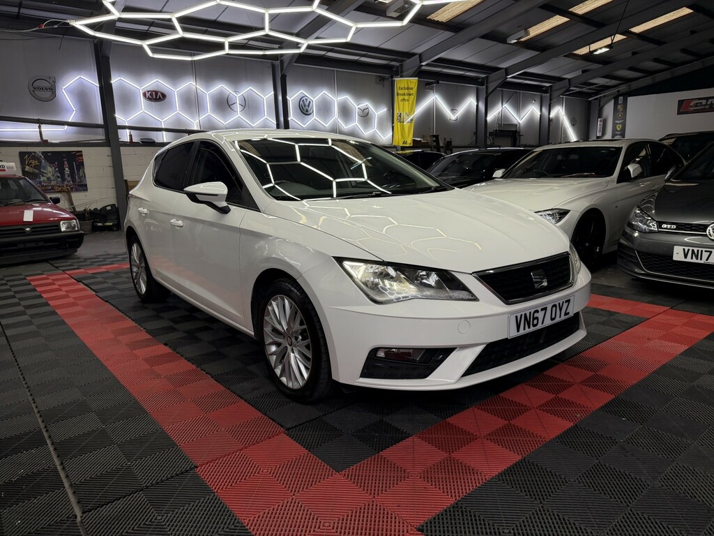 Seat Leon Hatchback 1.6 Tdi Se Dynamic Technology 201767 VN67OYZ White