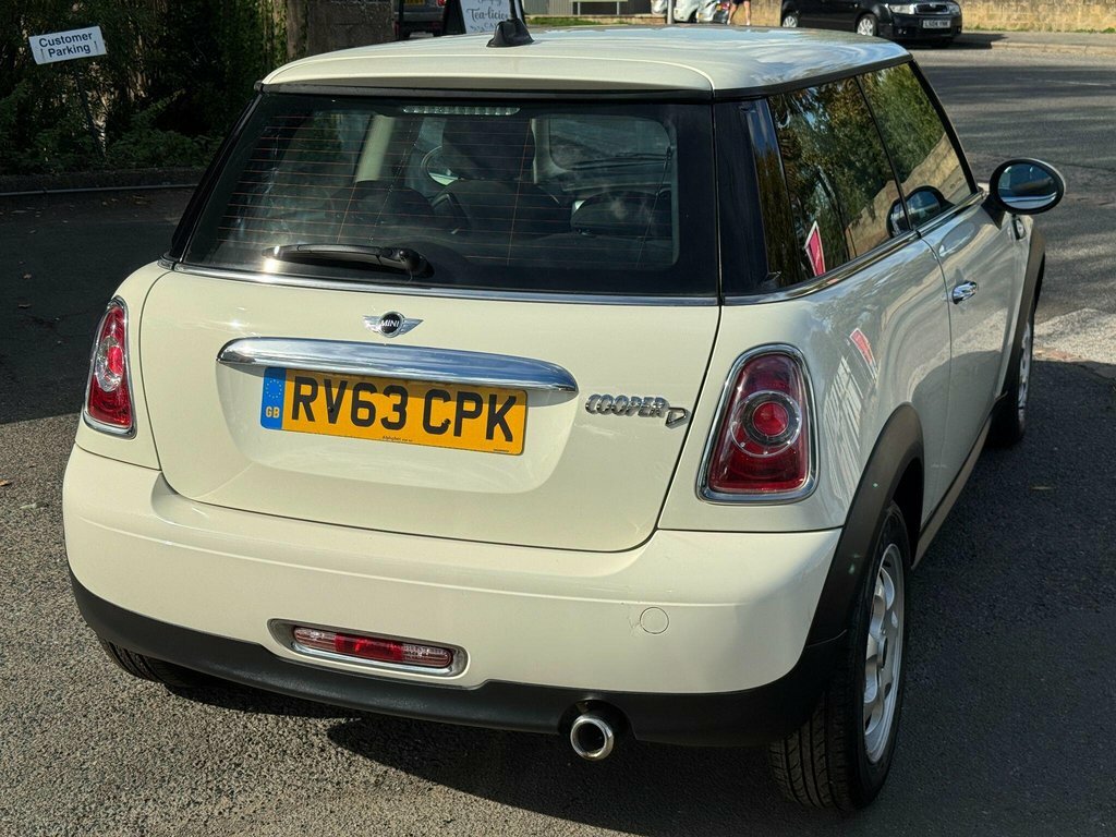 Mini Hatch 1.6L Cooper D RV63CPK White #3