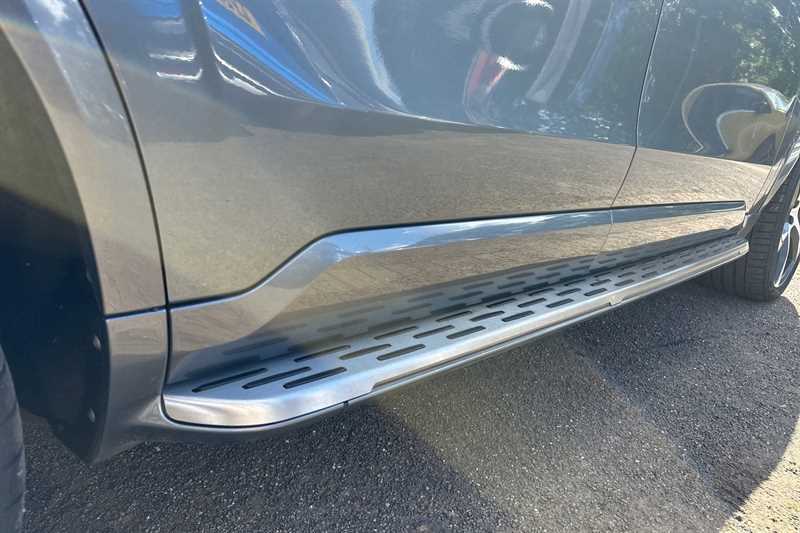 Volvo XC90 2.0 D5 Powerpulse Momentum Awd 231 Bhp Blue #38