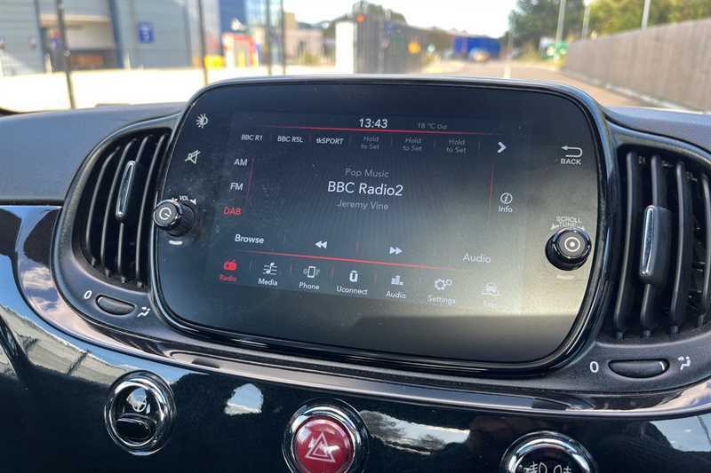 Fiat 500 1.0 Mild Hybrid White #19