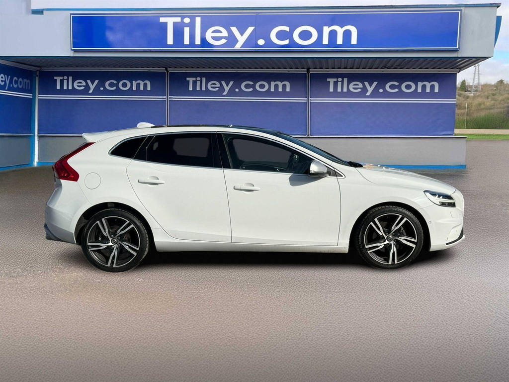 Volvo V40 1.5 Inscription T3 Gold #5