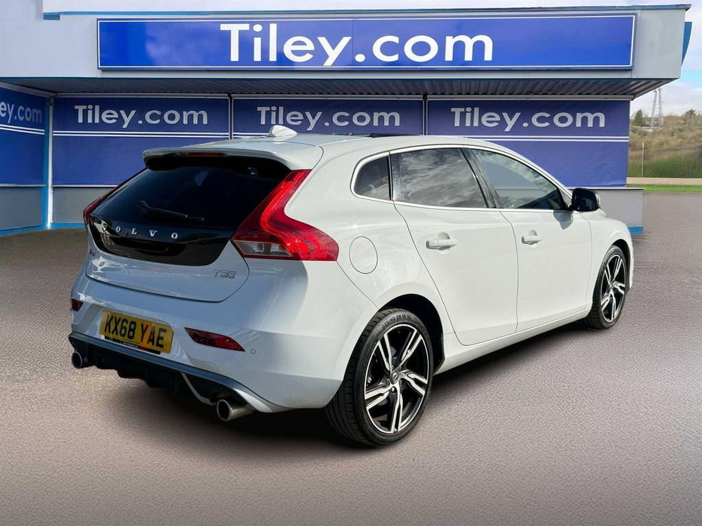 Volvo V40 1.5 Inscription T3 Gold #8