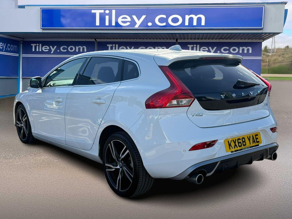 Volvo V40 1.5 Inscription T3 Gold #6