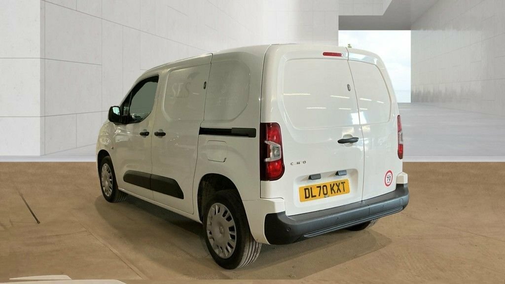 Vauxhall Combo 1.6L Sportive White #3