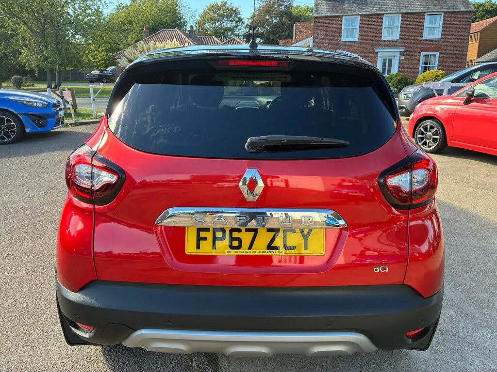 Renault Captur 1.5 Dci 110 Dynamique S Nav Hatchback M FP67ZCY Black #5