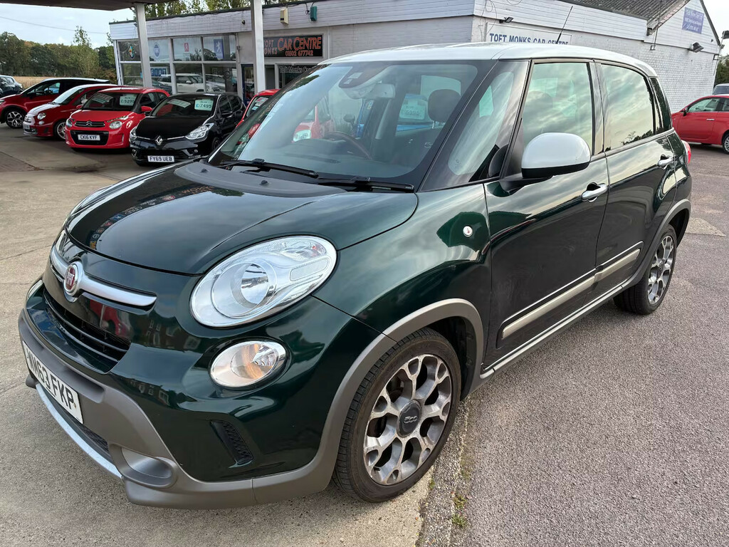 Fiat 500L 1.6 Multijet 105 Trekking Mpv White