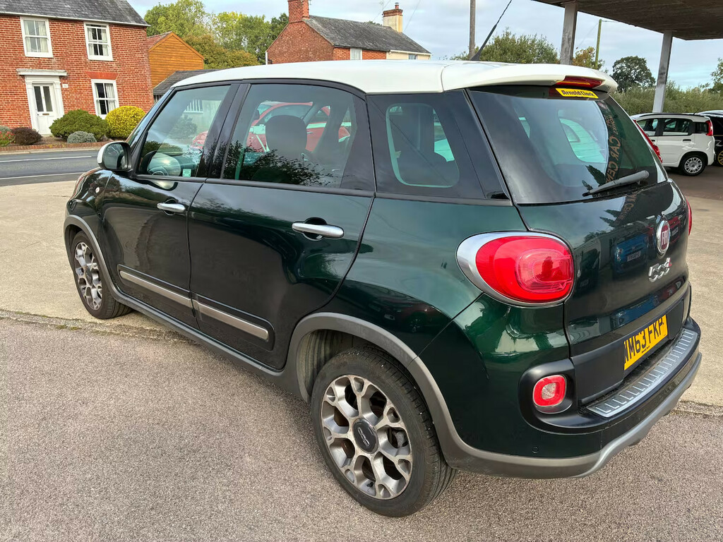 Fiat 500L 1.6 Multijet 105 Trekking Mpv White #4