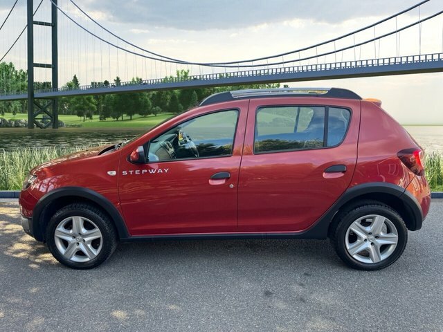 Dacia Sandero Stepway 1.5 Dci Ambiance Hatchback Euro Red #6