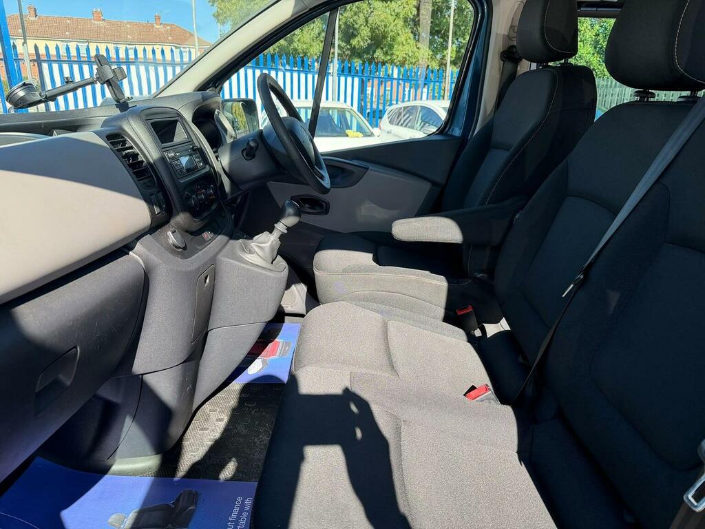 Renault Trafic Sl27 Business Energy Dci White #10