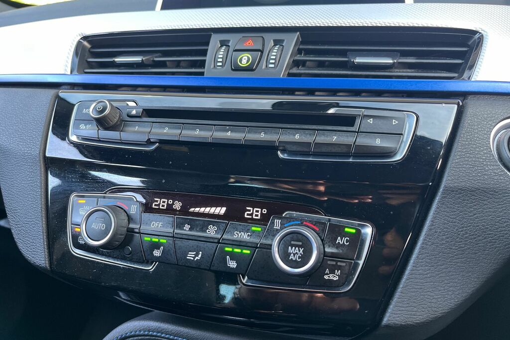 BMW X1 Xdrive20d Sport Black #32