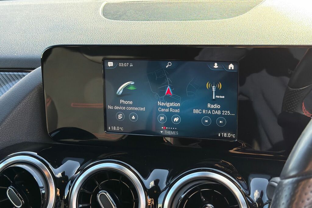 Mercedes-Benz GLA Class Gla 200 Sport Executive Black #25
